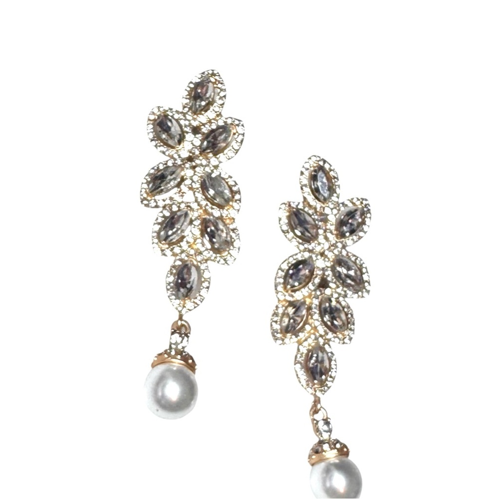 Southern Living Gold Crystal Leaf Drop Chandelier Earrings, Pearl Dangles, NWT